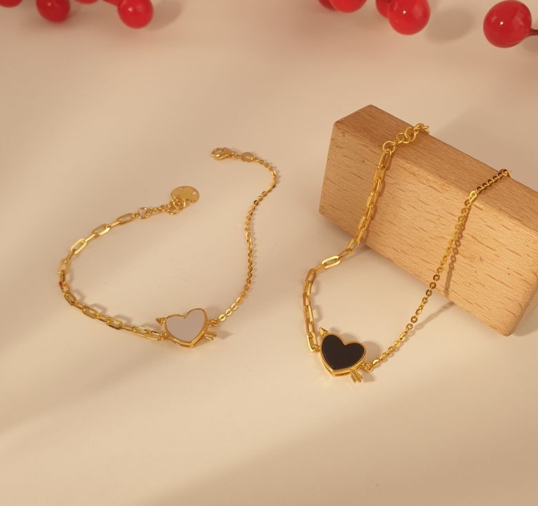 Lắc Xích Tim Men Trắng Đen