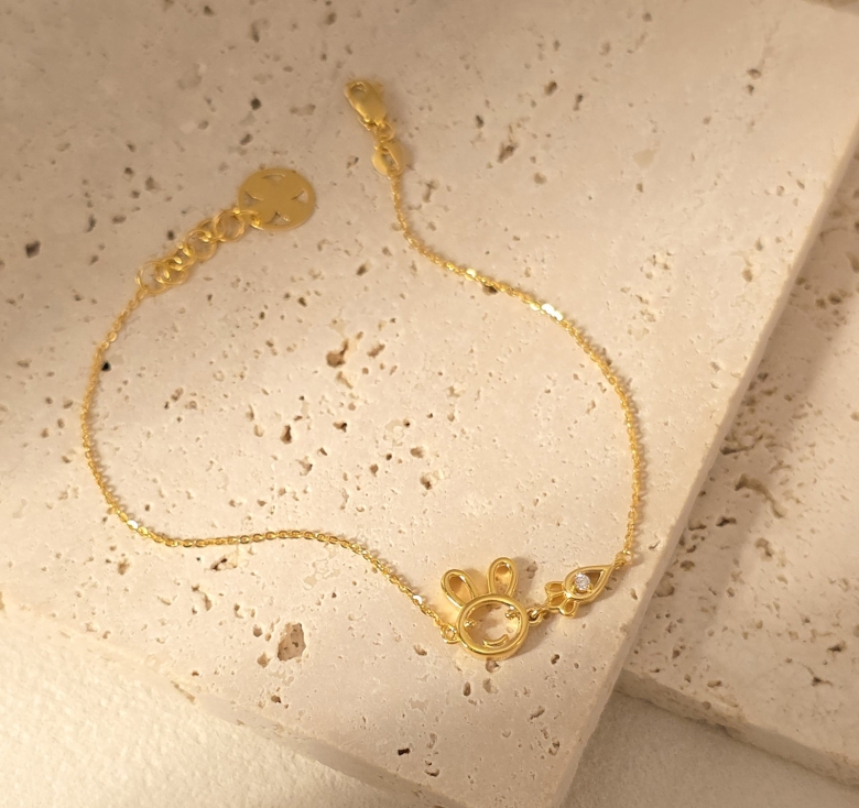 Lắc Thỏ Trơn + Cà Rốt 1H Nhí 16K