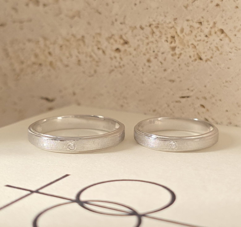 Nhẫn 1 Hột Chạm Cát Italy