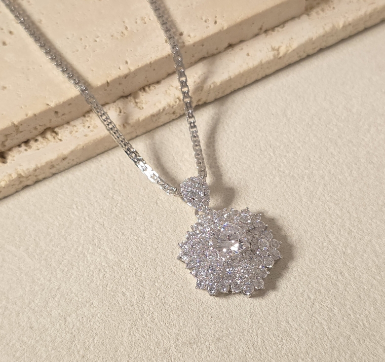 Mặt Chủ Hoa Kết Tấm Italy