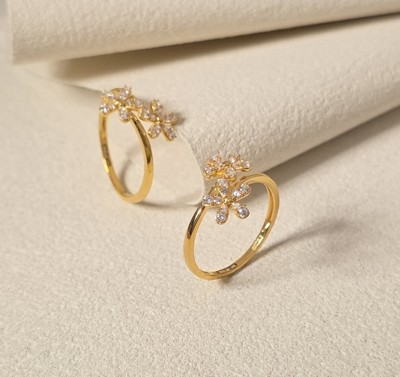 Nhẫn Hoa Đôi Kết Tấm 16K