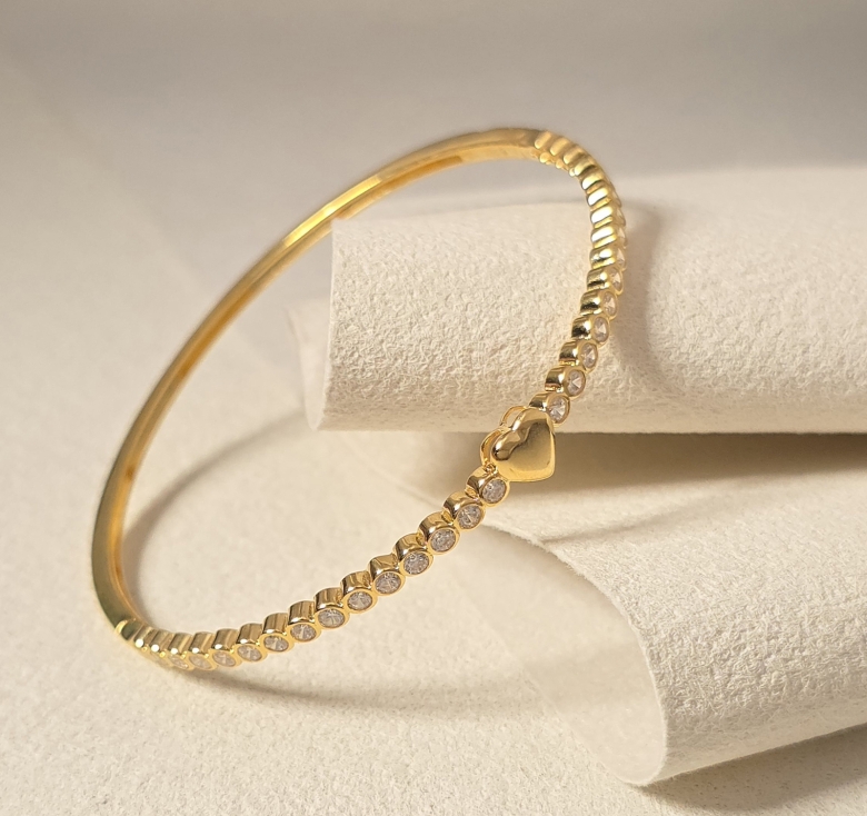 Vòng Tim Trơn Đai 1Hg Hột Cbao 16K