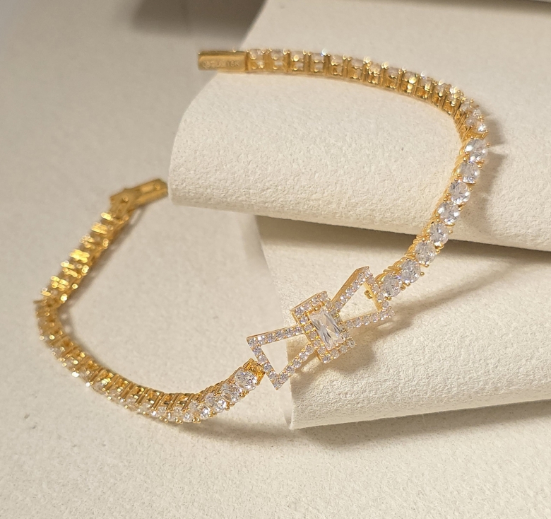 Lắc Nơ KT 1H CN Đai 1Hg Hột 16K