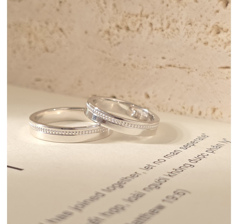 Nhẫn Bản Trơn 1 Hàng Bi Italy