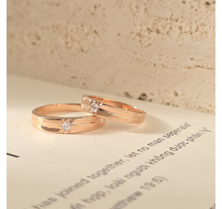 Nhẫn 1h Xéo Nổi Trơn Hồng Italy