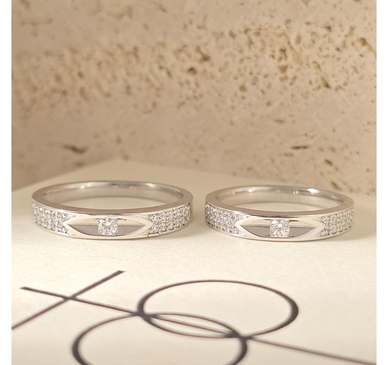 Nhẫn 1h Trắng Thoi Trơn Đai Tấm Italy