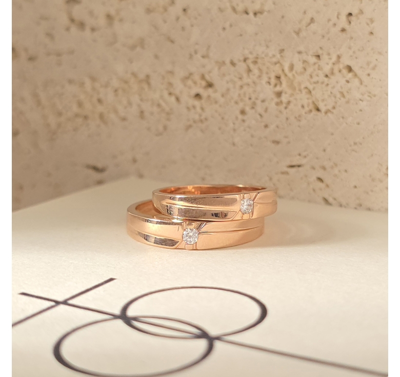 Nhẫn 1h Xéo Nổi Trơn Hồng Italy