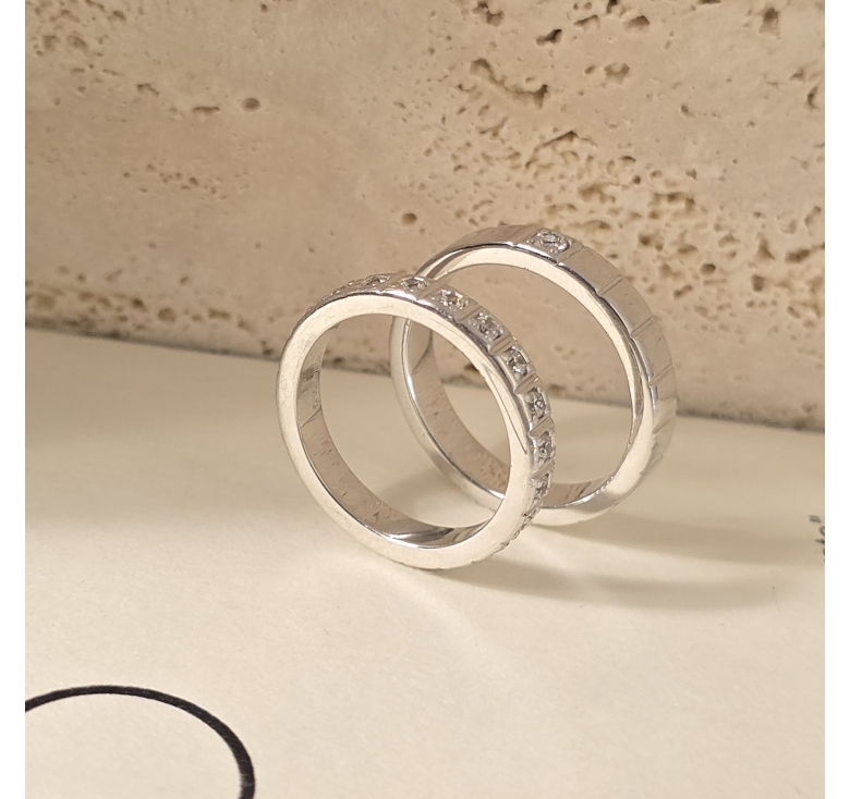 Nhẫn 1h Khúc Vuông Trơn + Nhẫn Khúc Vuông Ktấm Italy