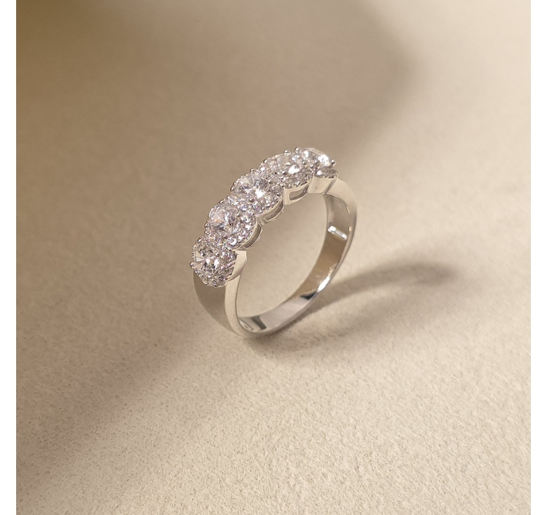 Nhẫn 5 Chủ Tròn Tấm Kết Italy